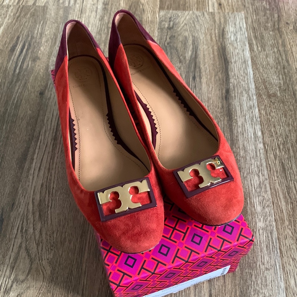 Tory Burch Gigi round toe flats